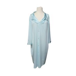 VINTAGE Vanity Fair Nightgown Women's Size XL Nylon Embroidered 3/4 Sleeve Butto